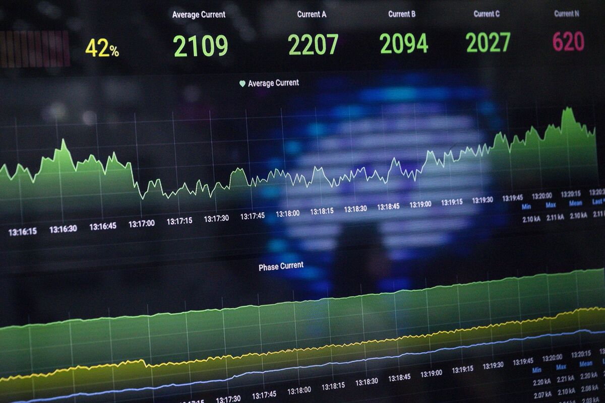 DeFi Champions Pivot from Crypto Intangibles Toward Treasuries, Hard Assets